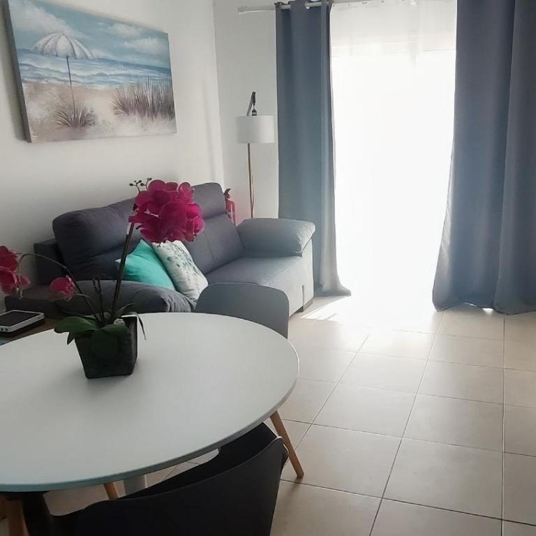 Disfruta Sol & Playa en Corralejo II - One-Bedroom Apartment - 4