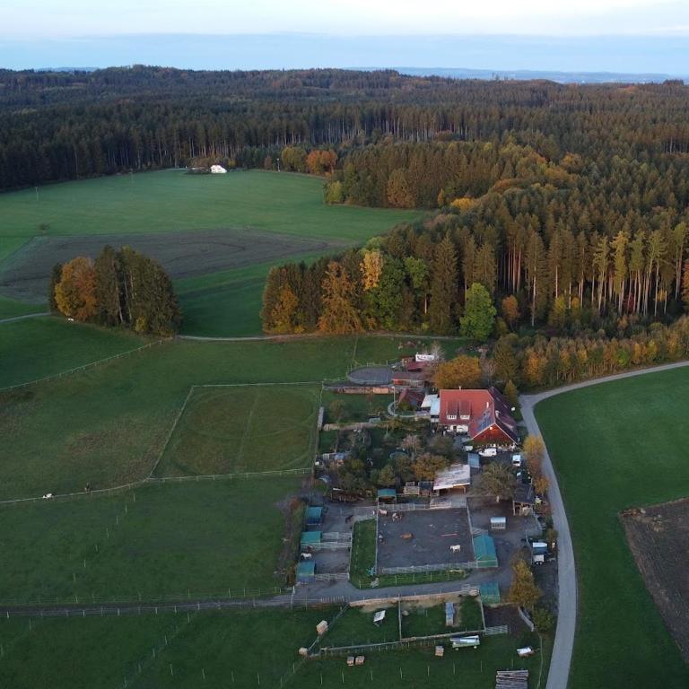 Ferienwohnung im Hinterland vom Bodensee - Apartment mit 2 Schlafzimmern und Bergblick - 1