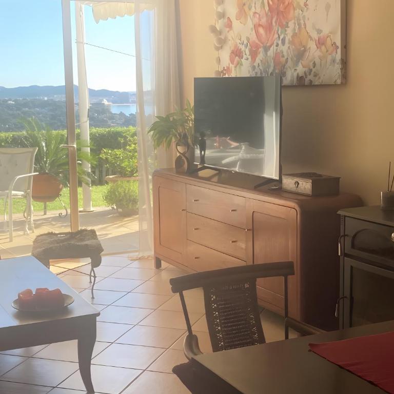 Apartamento vistas mar y montaña - Apartamento de 3 dormitorios y vistas al mar - 4