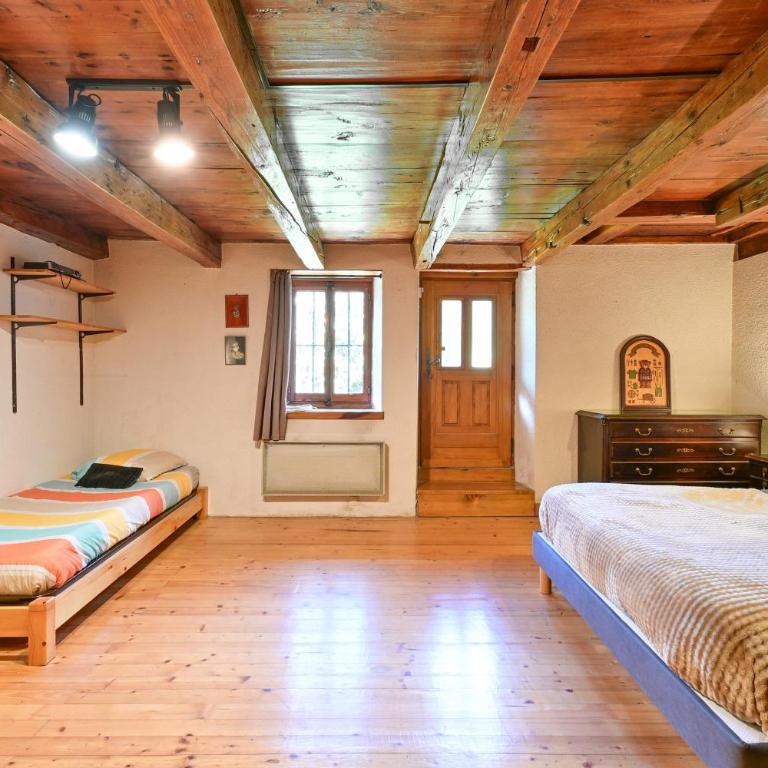 Appartement Le Cropt Spacieux 85m² - Two-Bedroom Deluxe Apartment with Garden View - 14