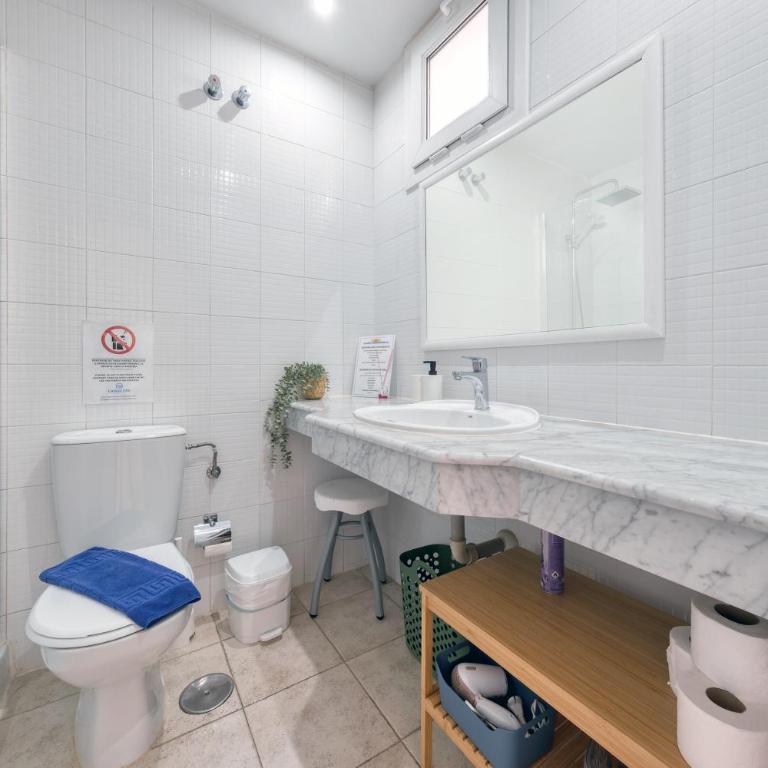 Eva Vacation Home Pool & Relax - Apartment with Terrace - 3