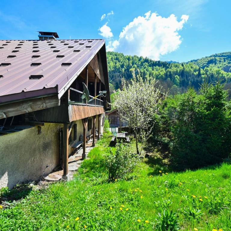 Appartement Le Cropt Spacieux 85m² - Two-Bedroom Deluxe Apartment with Garden View - 25