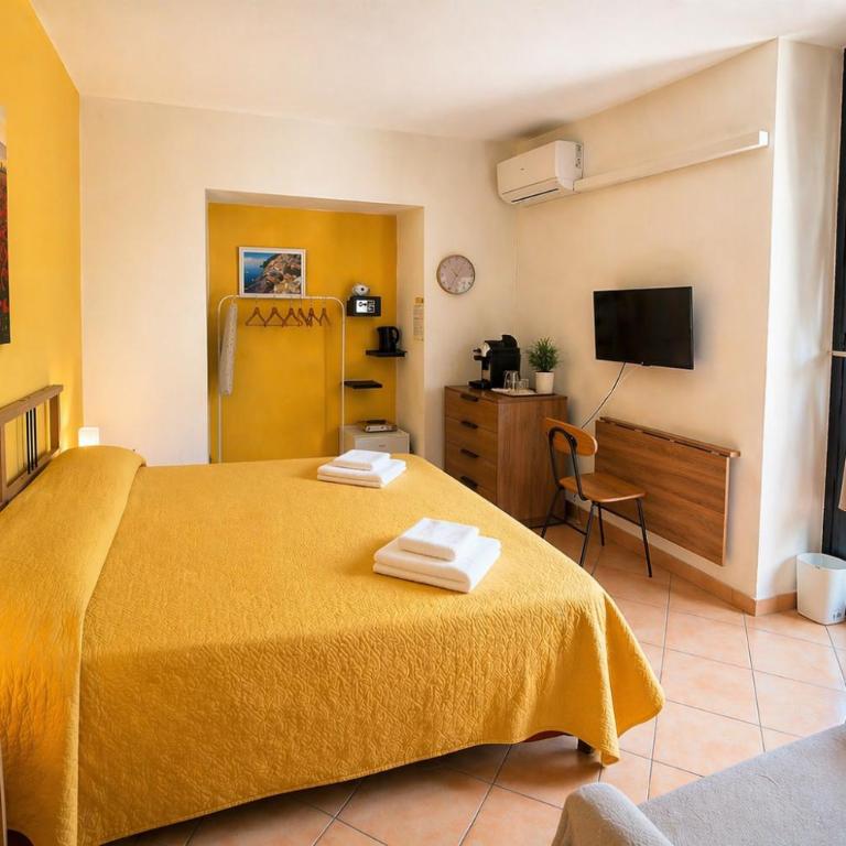PALAZZO PELLEGRINO vietri - Camera Matrimoniale con Bagno Privato - 4
