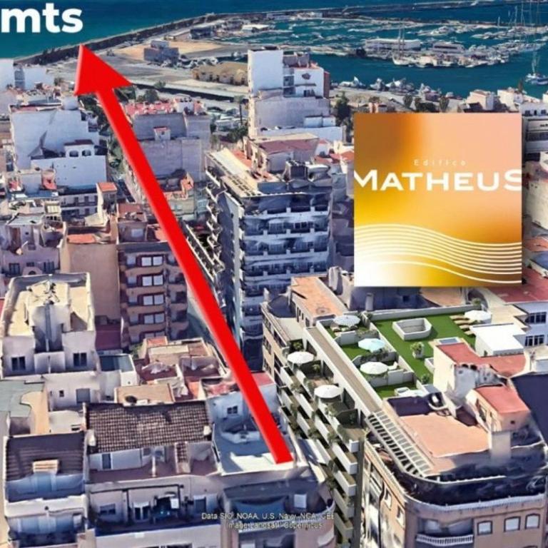 Apartamento Lujoso Centro Torrevieja - Apartamento de 3 dormitorios con balcón - 3