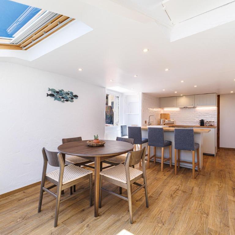 Top floor and sea view in the Old Town - Appartement 3 Chambres - 11