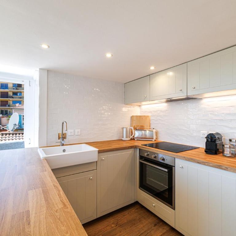 Top floor and sea view in the Old Town - Appartement 3 Chambres - 16
