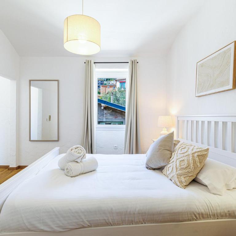 Top floor and sea view in the Old Town - Appartement 3 Chambres - 24