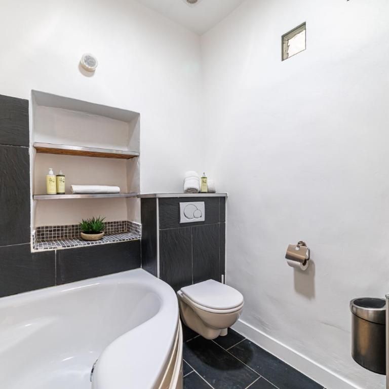 Top floor and sea view in the Old Town - Appartement 3 Chambres - 27