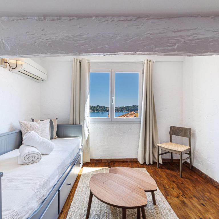 Top floor and sea view in the Old Town - Appartement 3 Chambres - 30