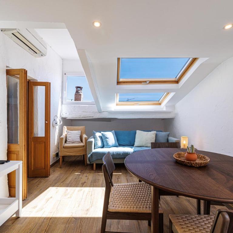 Top floor and sea view in the Old Town - Appartement 3 Chambres - 36