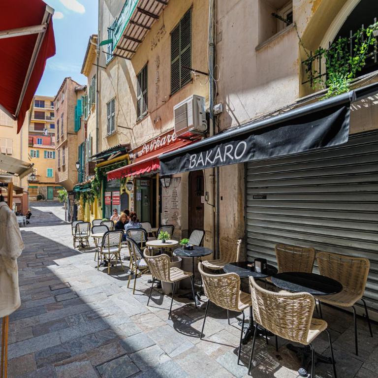 Top floor and sea view in the Old Town - Appartement 3 Chambres - 43