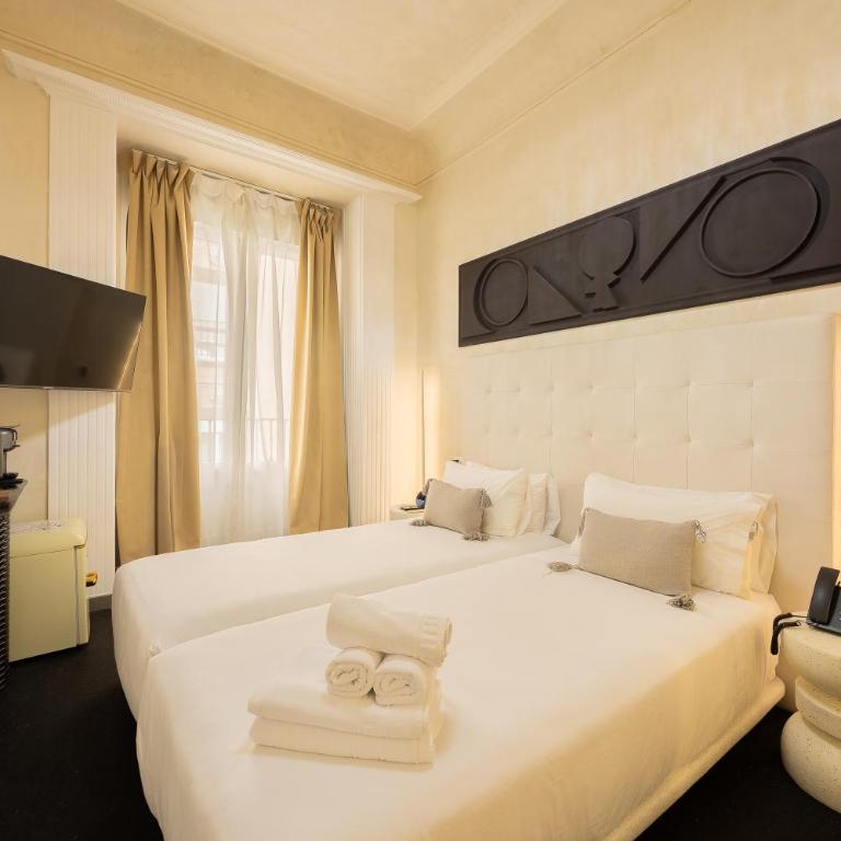 Abalú Collection Hotel Boutique Gran Via - Superior Double Room - 18
