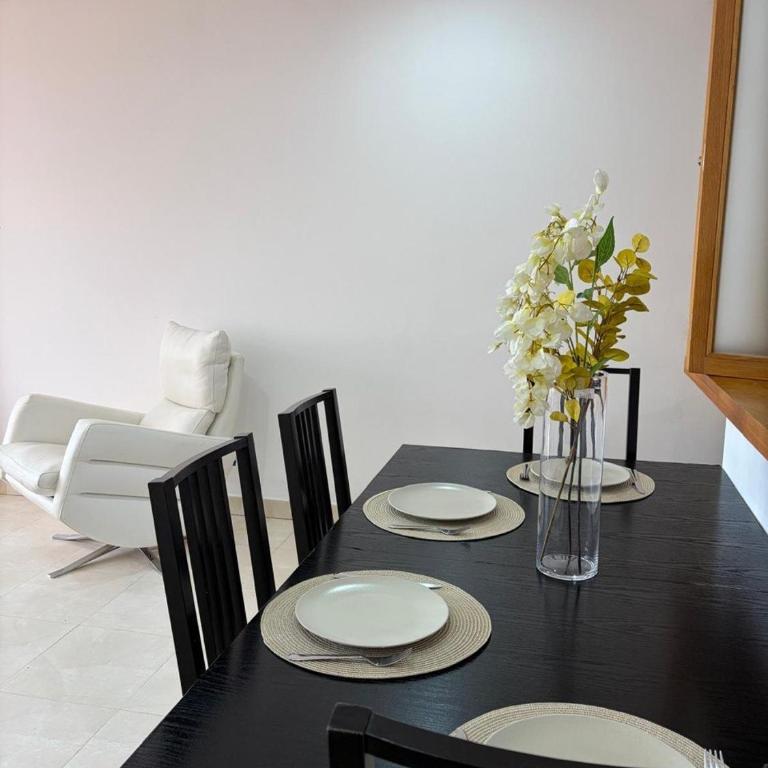 Marbella SeaView Penthouse , Terrace, Pools & Walk to the Beach - Apartamento de 2 dormitorios con balcón y vistas al mar - 17