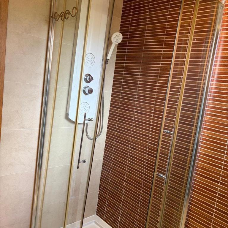 Marbella SeaView Penthouse , Terrace, Pools & Walk to the Beach - Apartamento de 2 dormitorios con balcón y vistas al mar - 9