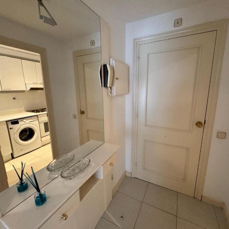 Nautic1-Apartamento renovado con A/A y parking - Apartamento de 2 dormitorios - 15
