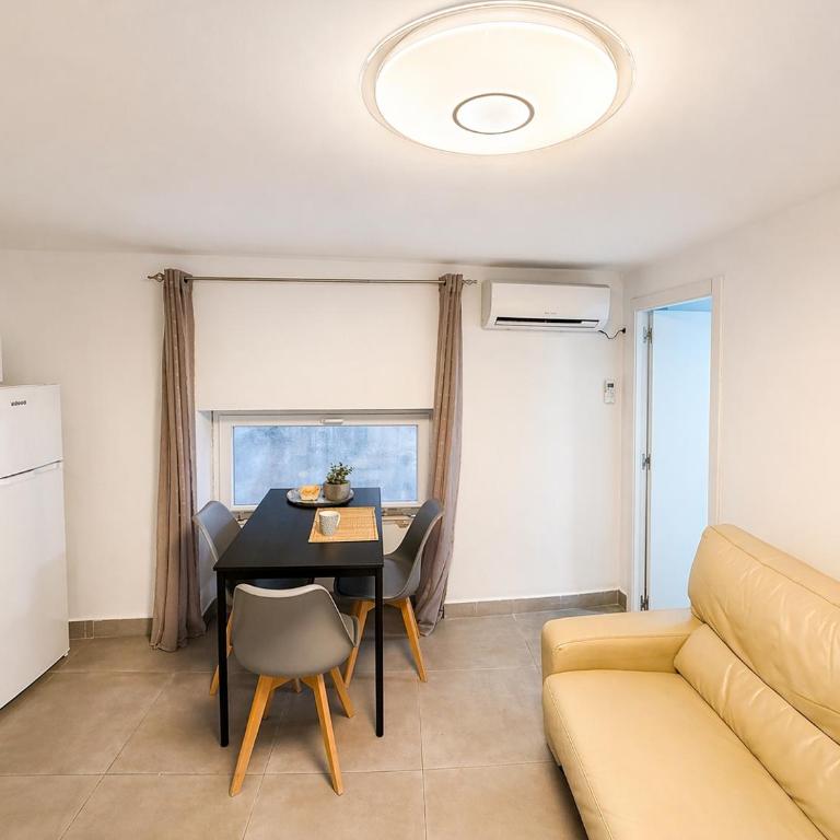 Esperanza 10 - Two-Bedroom Apartment - 3