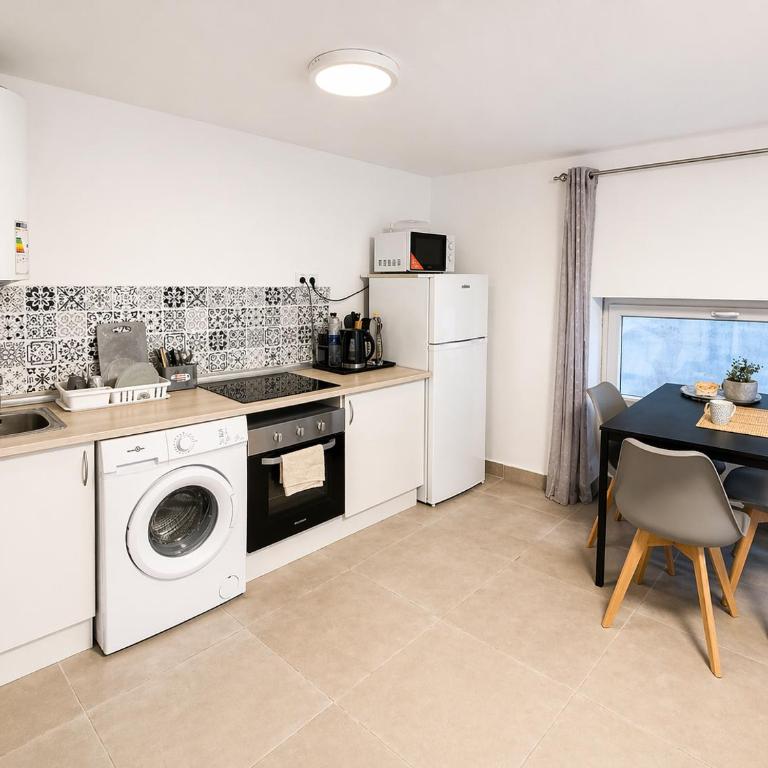Esperanza 10 - Two-Bedroom Apartment - 2