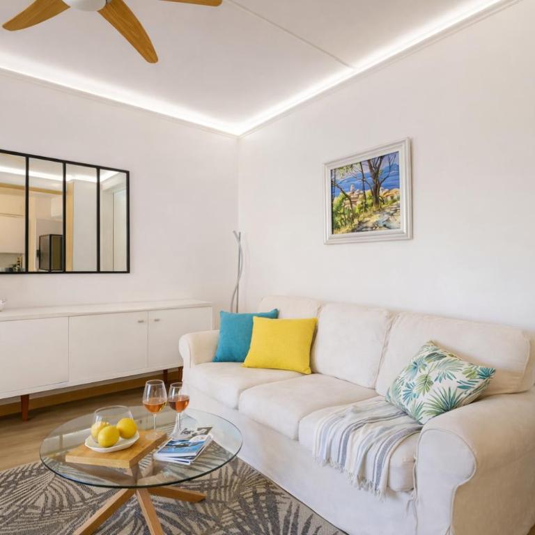 Cannes Croisette Beach - Spacious 2 Bedroom and Terrace - Appartement 2 Chambres - 4