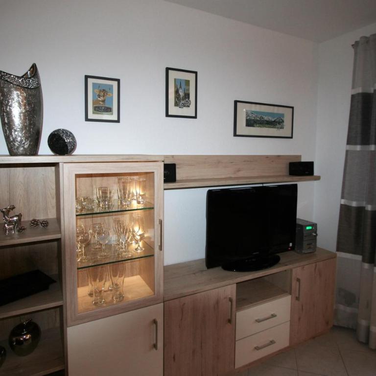 Alpenflair Ferienwohnungen Whg 201 "Doris" - Apartment mit 1 Schlafzimmer - 23