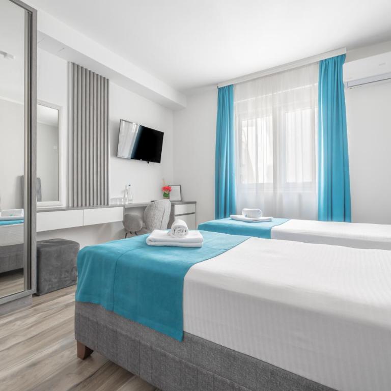 Hotel Mondo - Klasična Trokrevetna Soba - 6