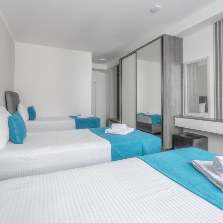 Hotel Mondo - Klasična Trokrevetna Soba - 4