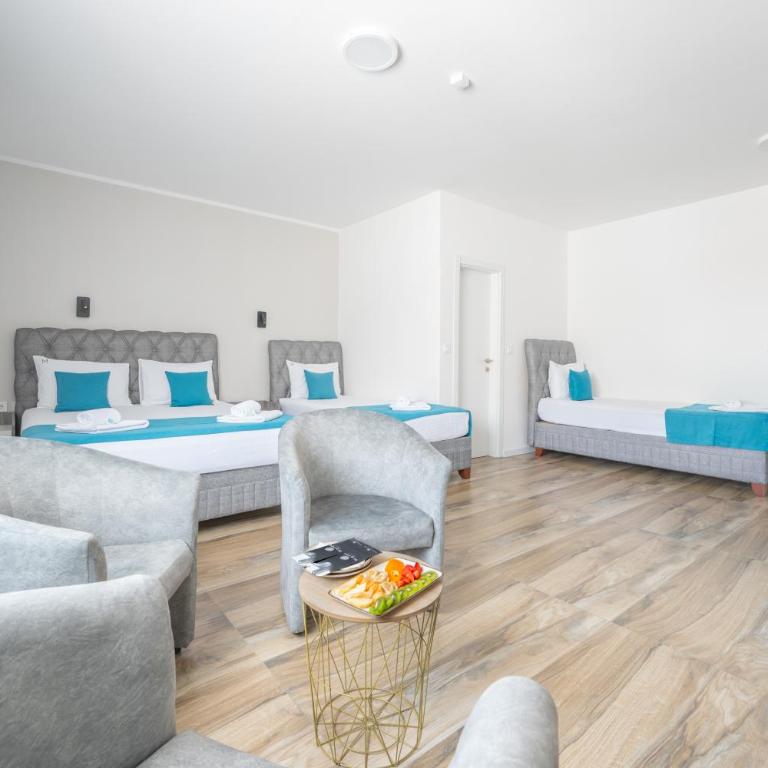 Hotel Mondo - Deluks Četvorokrevetna Soba - 9