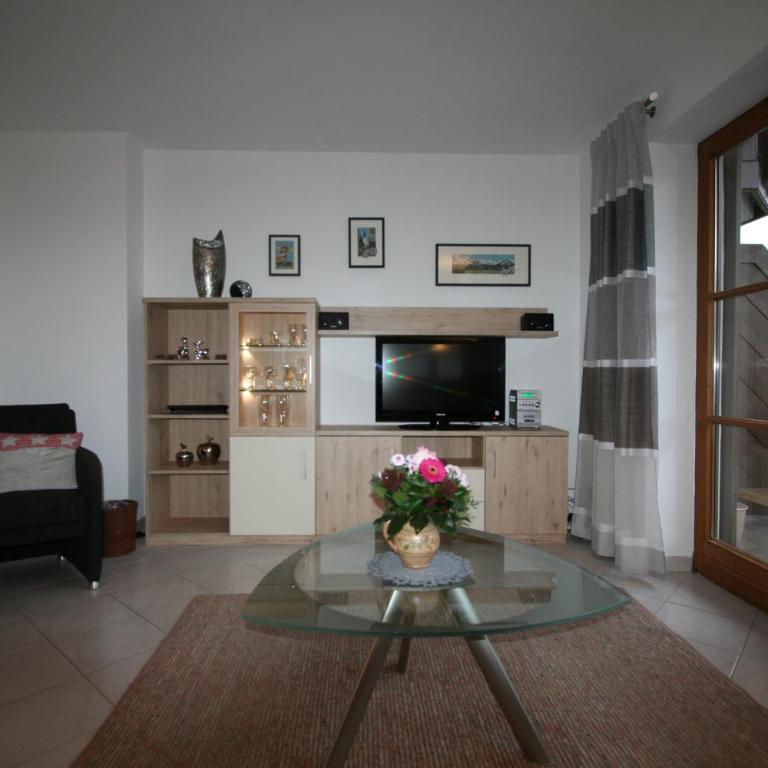 Alpenflair Ferienwohnungen Whg 201 "Doris" - Apartment mit 1 Schlafzimmer - 4