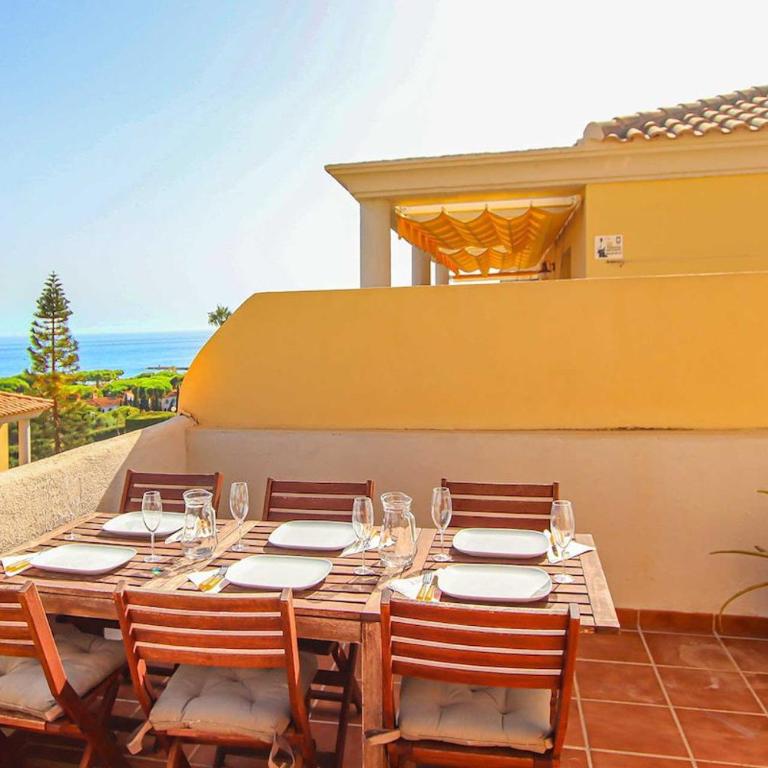 Precioso ático en Cabopino - Marbella - Apartamento - 3