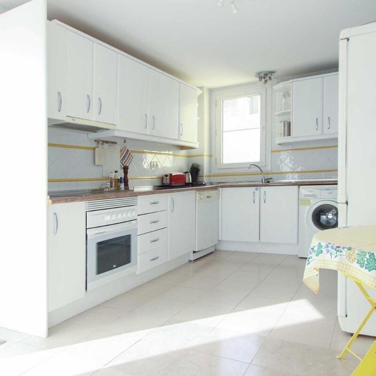 Precioso ático en Cabopino - Marbella - Apartamento - 12