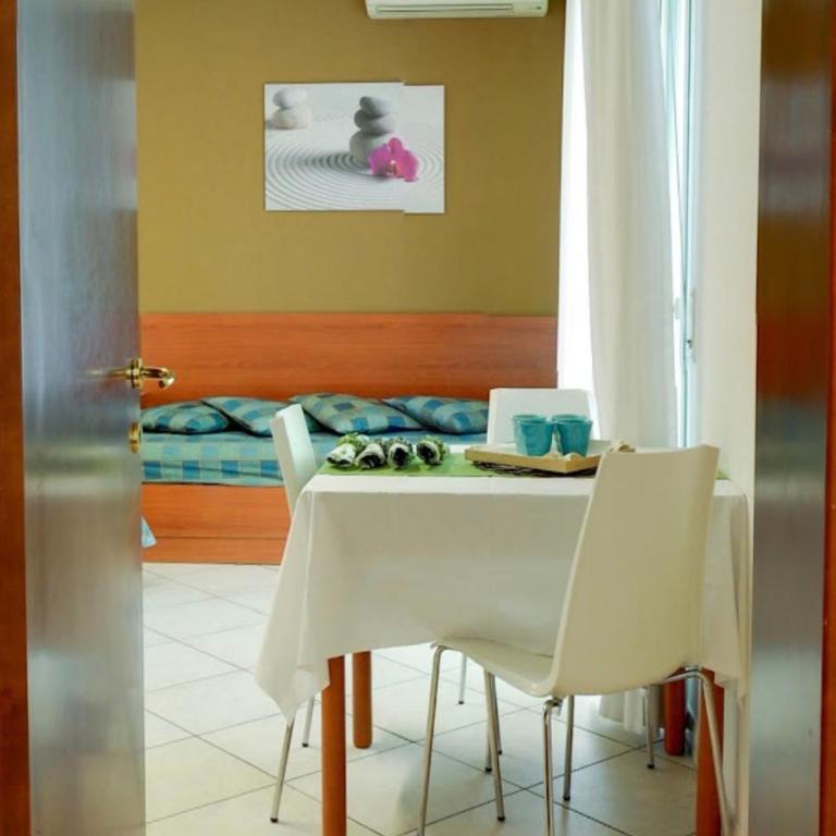 Riviera Residence - Monolocale con Balcone - 11