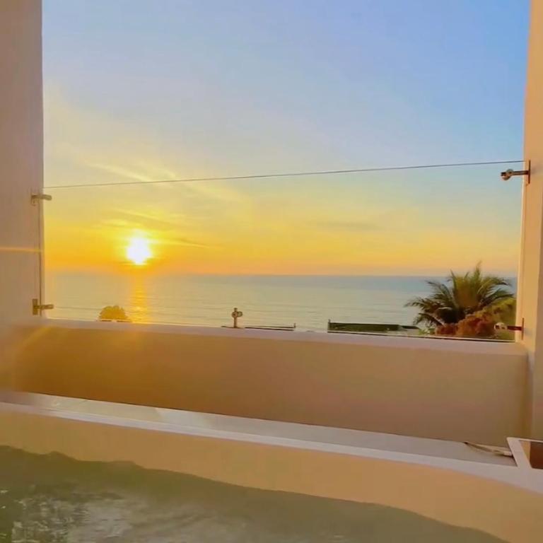 Oceanfront Apartment 2BR 2BA at Jama Campay includes Resort Access - Two-Bedroom Apartment - 6