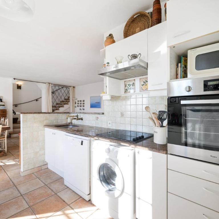 LA VILLA avec vue panoramique sur la Mer - Parking privé - Jacuzzi - Villa - 6