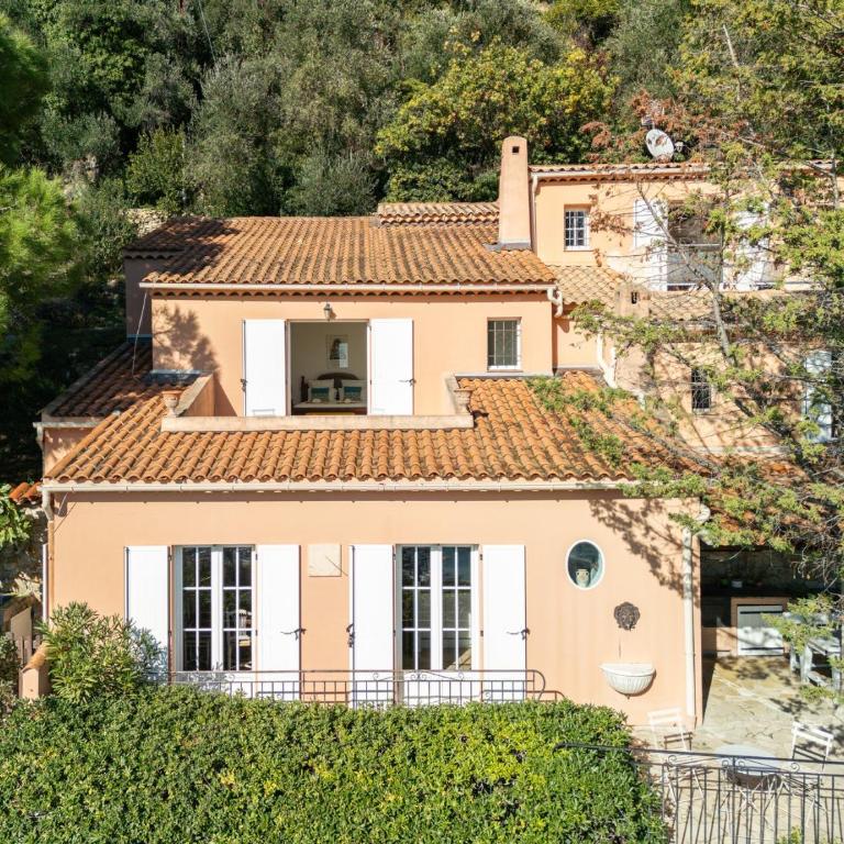 LA VILLA avec vue panoramique sur la Mer - Parking privé - Jacuzzi - Villa - 4