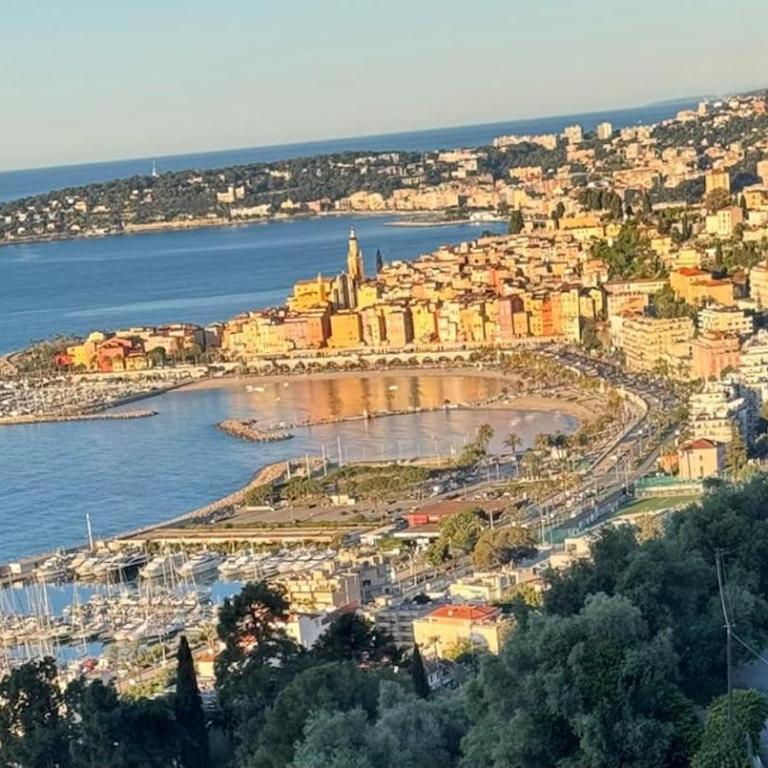 LA VILLA avec vue panoramique sur la Mer - Parking privé - Jacuzzi - Villa - 1
