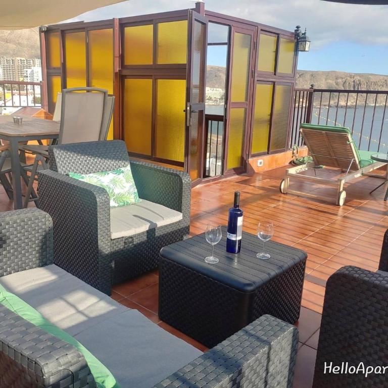 Sun Terrace Los Cristianos by HelloApartments - Apartamento Dúplex - 39