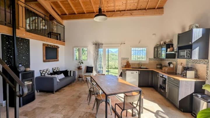Mélodie de La Ferme du Bonheur & La Petite Grange - Maison 4 Chambres - 7