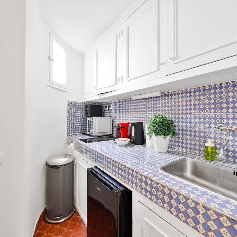 Cozy Studio in the Heart of Montorgueil, Paris - Studio avec Canapé-Lit - 9