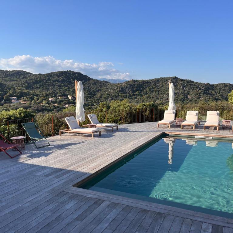Villa Giuliaca piscine chauffée, calme, vue spectaculaire, proche des plages - Villa - 6