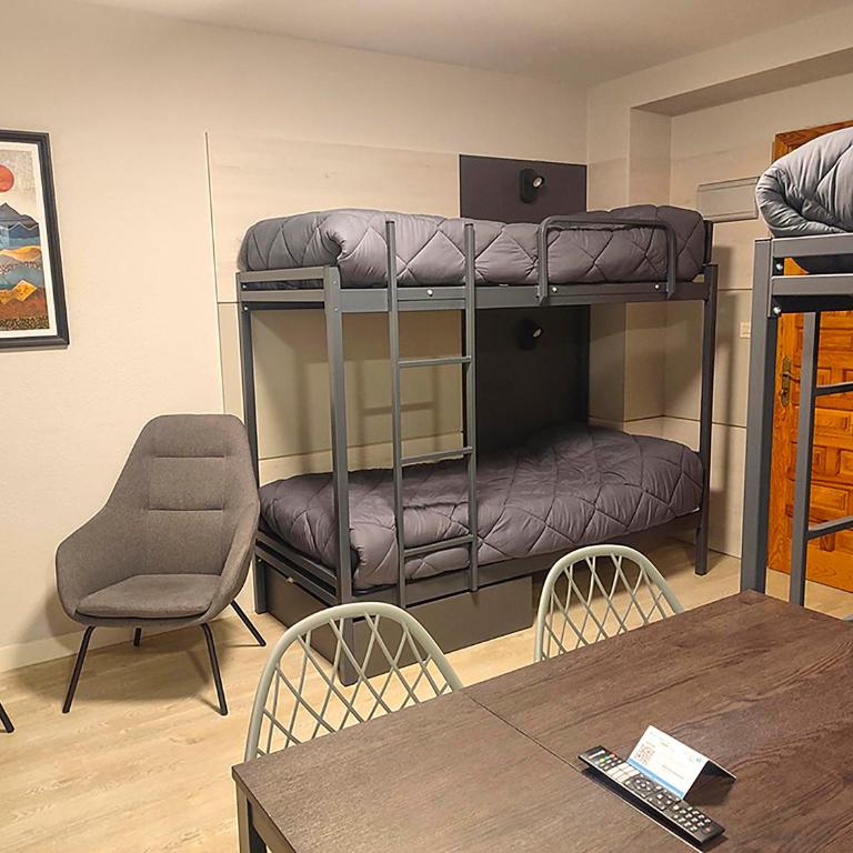 Apartamentos Midi 3000 - Estudio Superior - 3