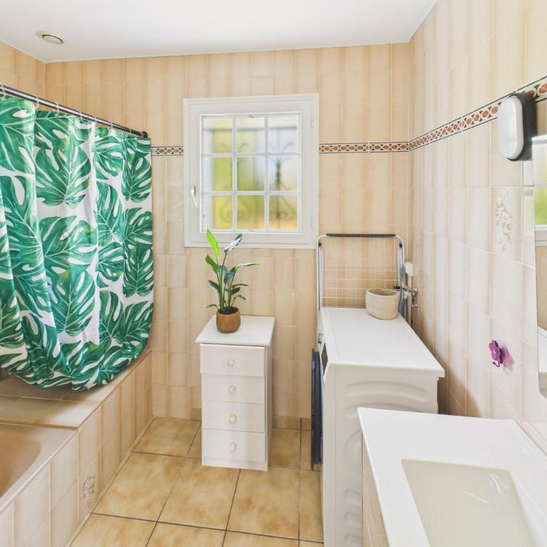 Maison chaleureuse pour 7 avec jardin - Casa - 10