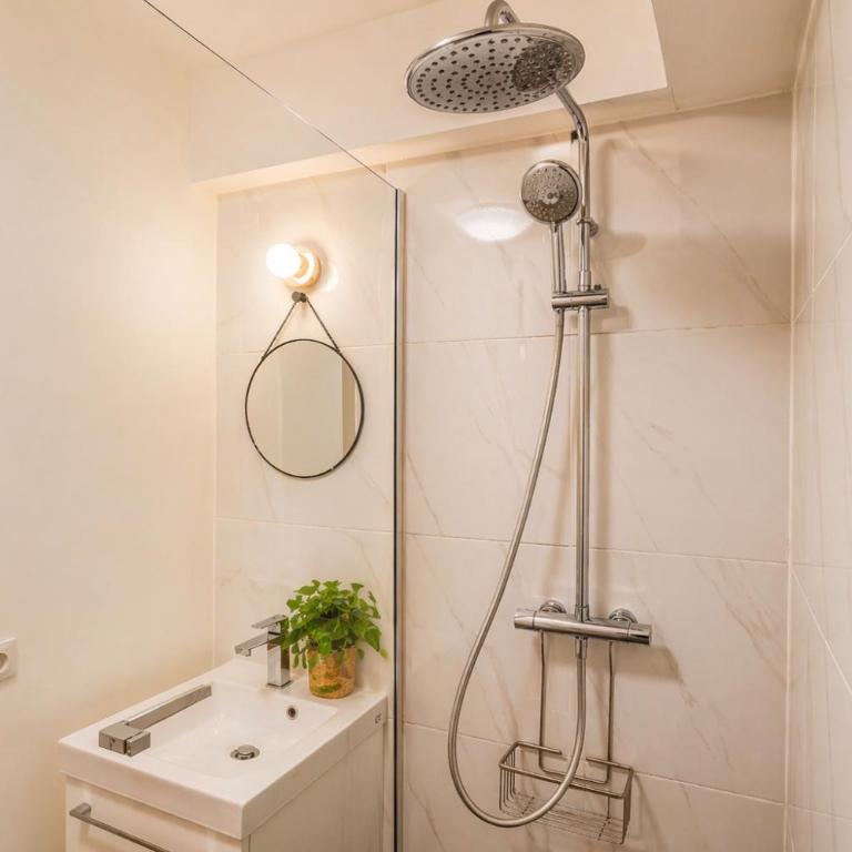 Family Apartment near Disneyland with AC, Garden & Parking - Appartement - Vue sur Jardin - 21