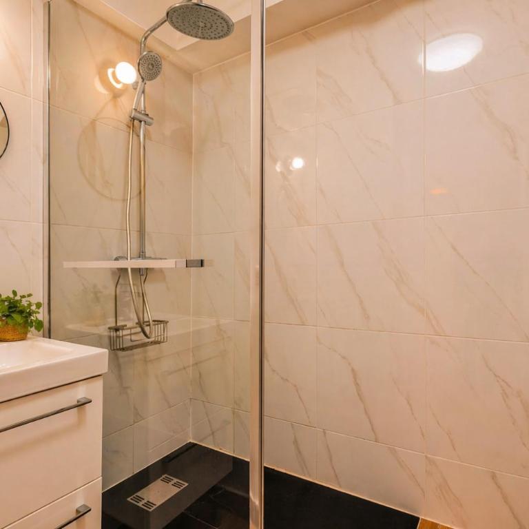 Family Apartment near Disneyland with AC, Garden & Parking - Appartement - Vue sur Jardin - 22