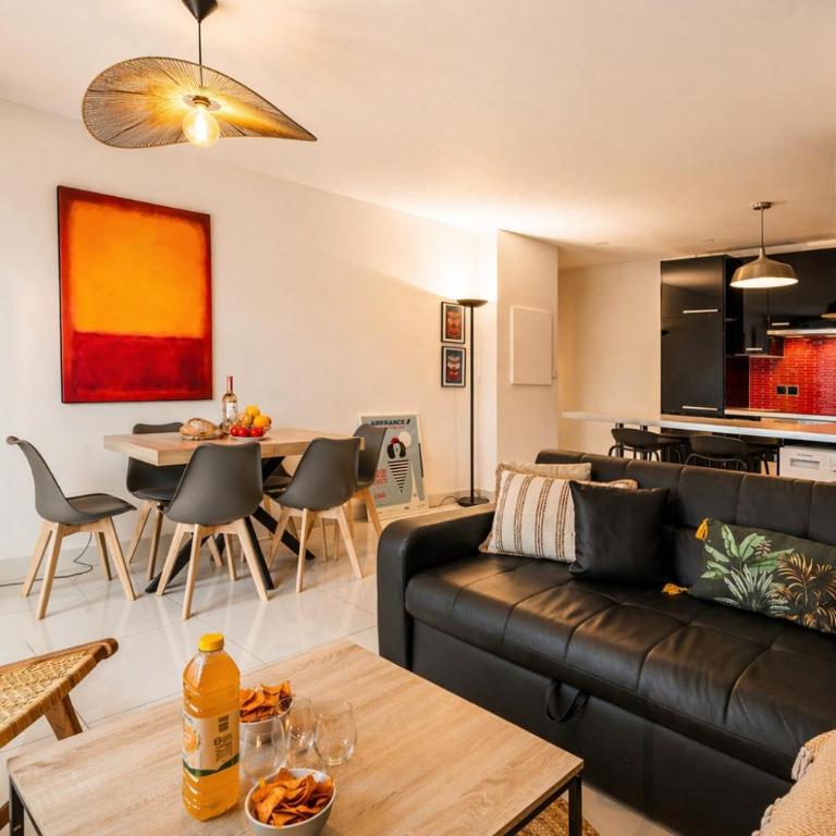 Family Apartment near Disneyland with AC, Garden & Parking - Appartement - Vue sur Jardin - 10