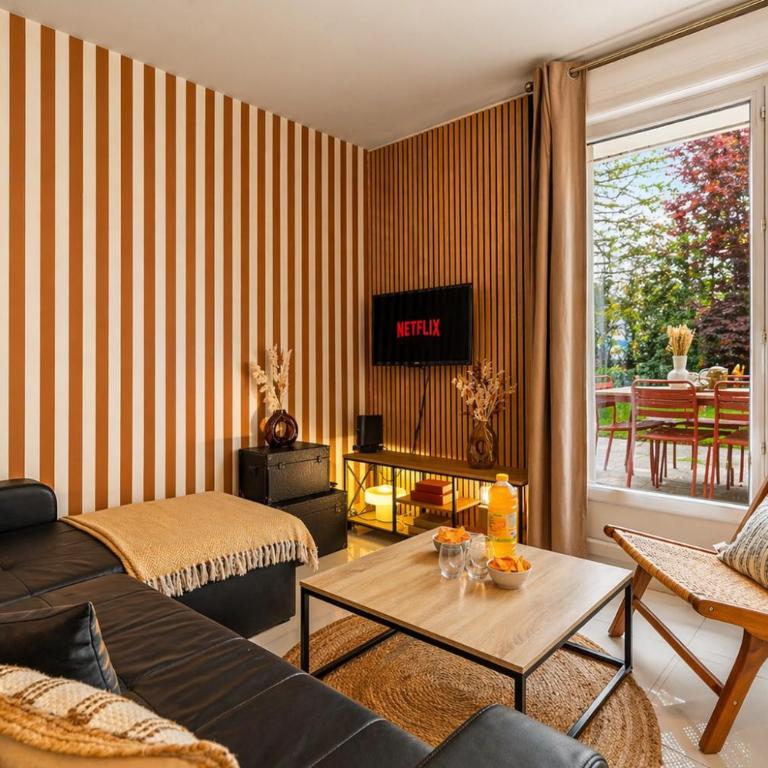 Family Apartment near Disneyland with AC, Garden & Parking - Appartement - Vue sur Jardin - 2