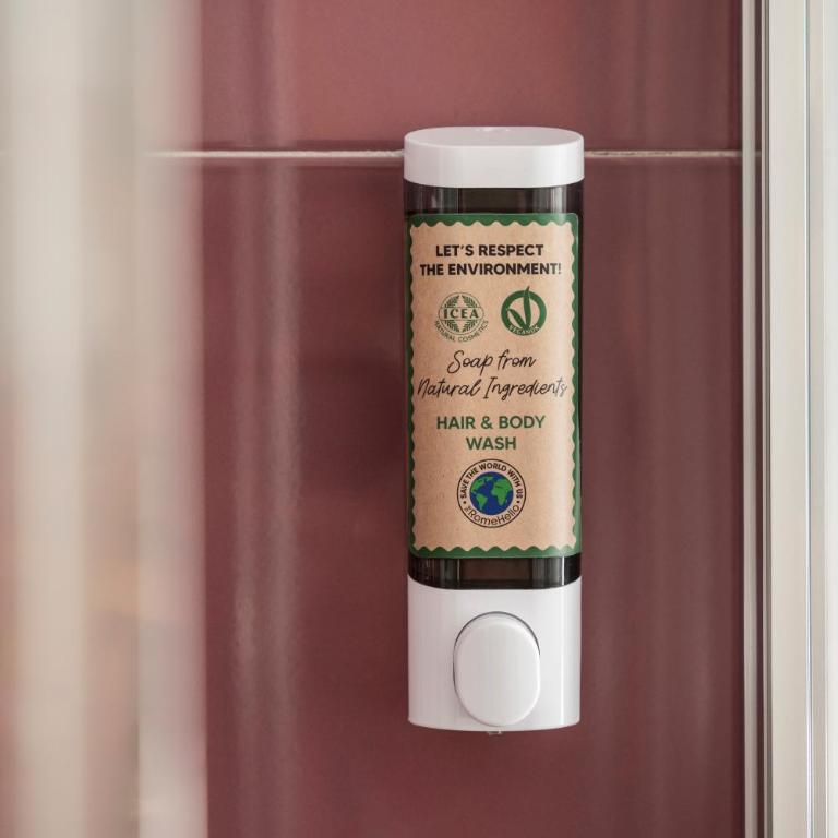 The RomeHello - Camera Doppia con Letti a Castello e Bagno Privato - 3