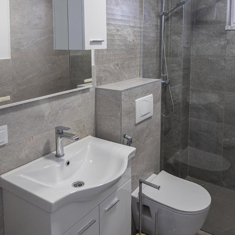 Steps to the Old Bridge - with FREE PARKING - Apartman sa 1 Spavaćom Sobom - 13