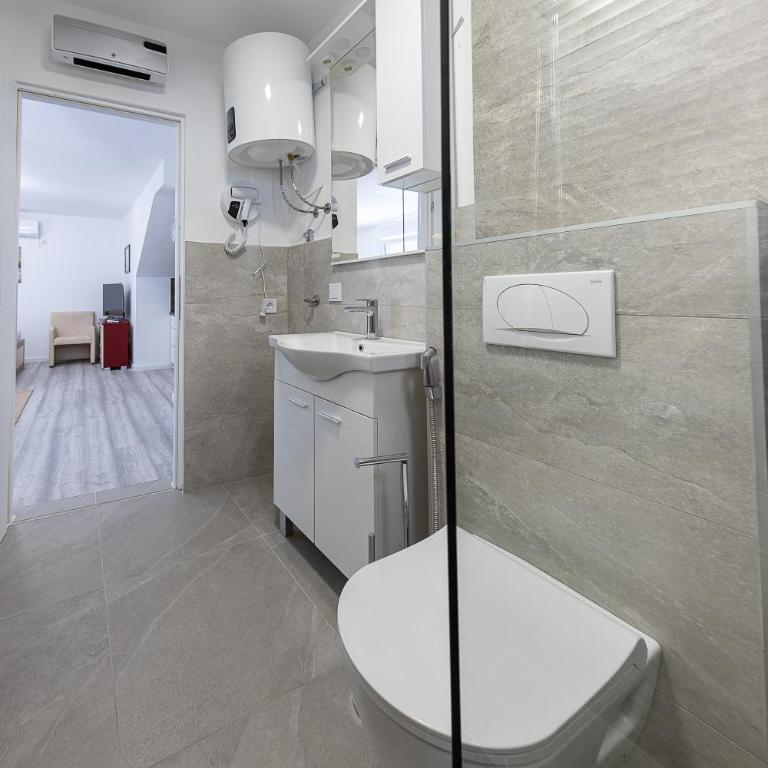 Steps to the Old Bridge - with FREE PARKING - Apartman sa 1 Spavaćom Sobom - 19