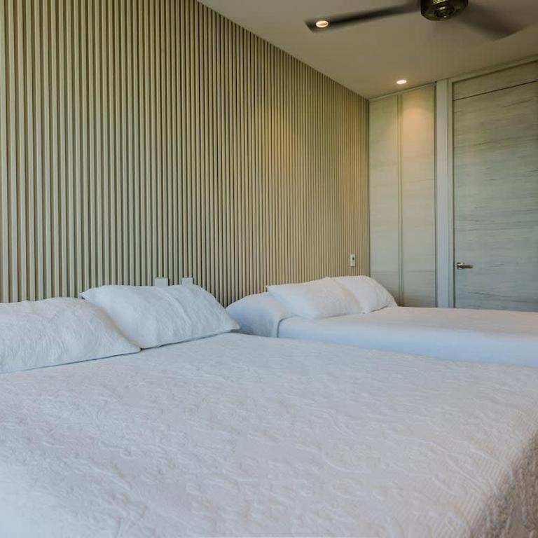 2-Br Sea & Pool View Apartment Pet-Friendly - Apartment - 16