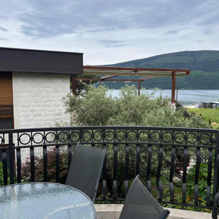 Olive Coast Apartments Baošići Center - Superior One-Bedroom Apartment - 1