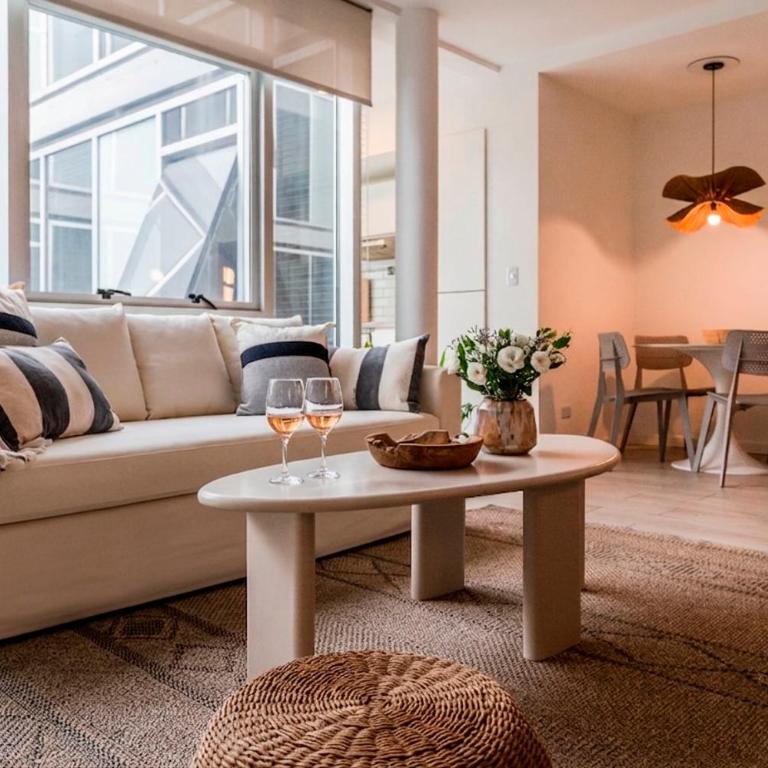Nido x Palacio Cabrera - One-Bedroom Apartment with Balcony - 4